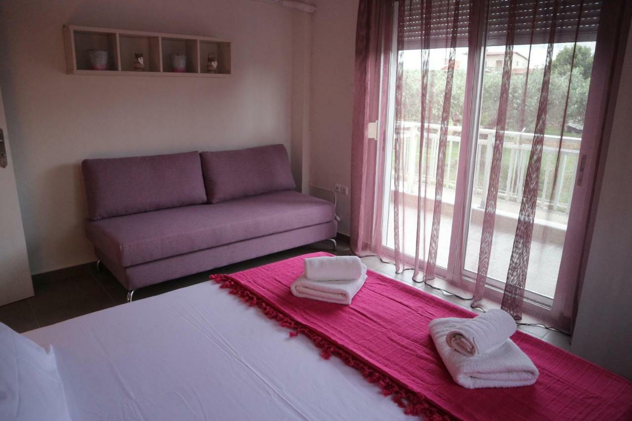 Chelona Apartments Nea Plagia Ngoại thất bức ảnh