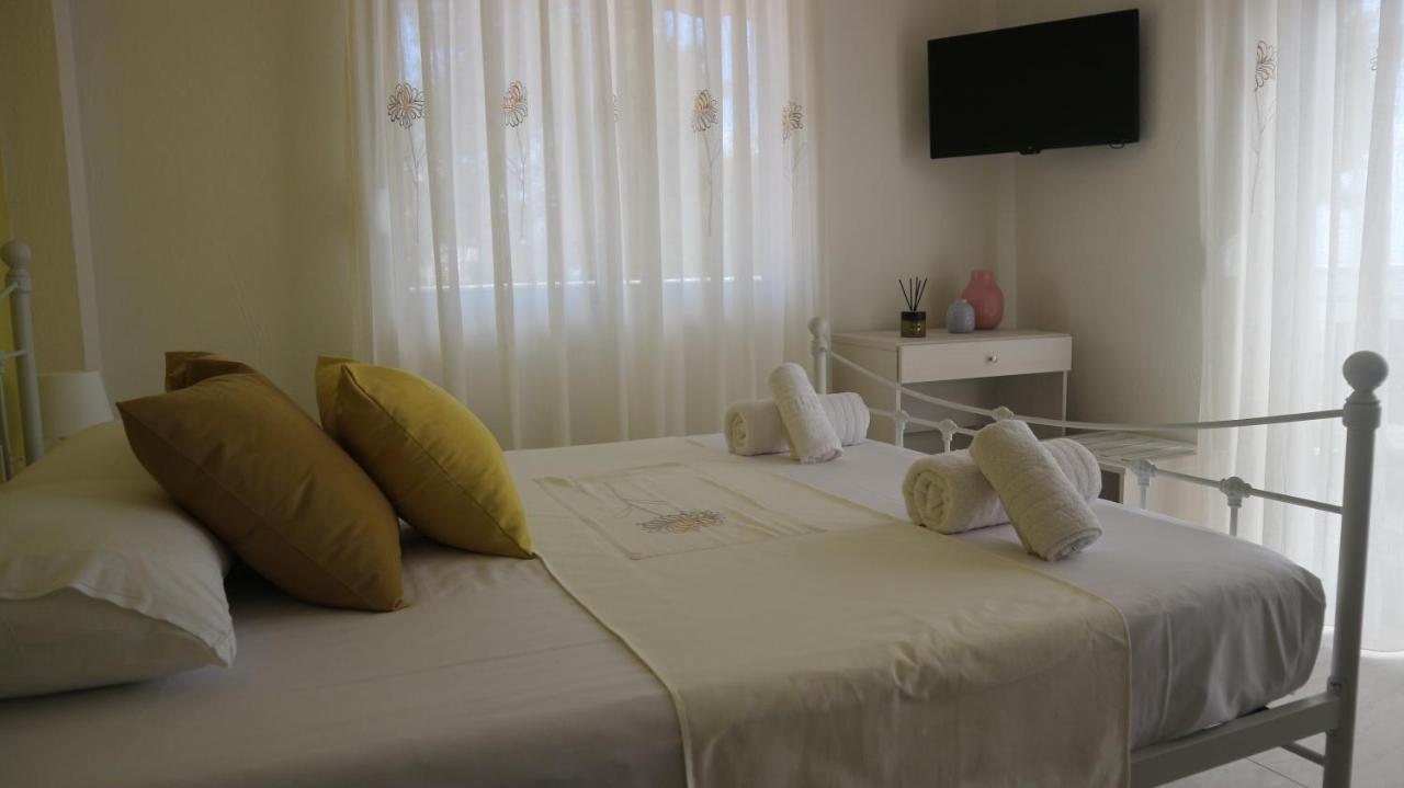 Chelona Apartments Nea Plagia Ngoại thất bức ảnh